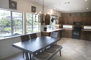 Luxury Nook - Austin - 6