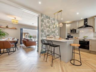 3 Bed in Aberaeron 88788 - Aber-Arth - 3