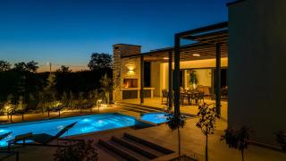 Villa Harmony - Lećevica - 9