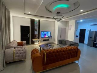 Deluxe Lakeview in Osapa London, Lekki - Lekki - 4