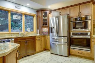 Adirondack Retreat with Heated Pool and Scenic Views! - North Creek - 4
