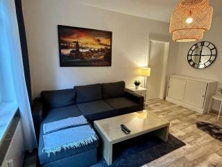 Gemütliche zentralgelegene 2 Zimmer Wohnung in Hamburg - 2