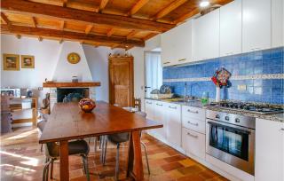 Lovely Home In Trebbiantico Di Pesaro - Trebbiantico - 7