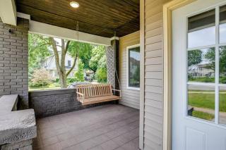 Victory Villa - 5 BR Home 5 Min From Campus - South Bend - 2