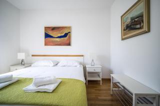 House , Seafront Apartment Pelegrin - 4