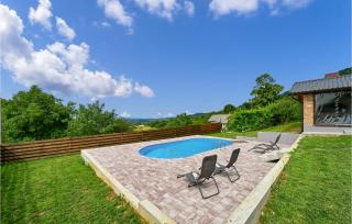 Stunning Home In Sopron With Wifi - Kalnik - 3