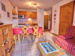 Appartement typique au pied des pistes avec balcon, Wi-Fi, parking - FR-1-505-45 - Notre-Dame-de-Bellecombe - 9