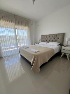 departamento complejo Veneto Village vista al lago - 7