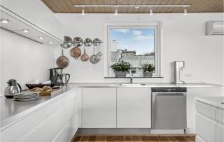 3 Bedroom Stunning Home In Ebeltoft - Ebeltoft - 4