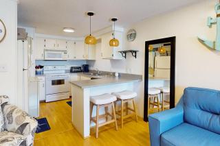 Ocean Point III 320 - 3