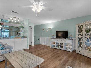 Blue Surf Townhomes 04 by Newman-Dailey - Destin - 4
