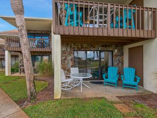 Blue Surf Townhomes 04 by Newman-Dailey - 1