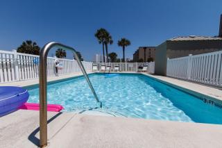 Emerald Twrs West 2005 - Fort Walton Beach - 6
