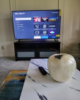 3 bedrooms 2 bathrooms, free Driveway parking, 2 min to Ohio state Univrrsity, AC, free wi-fi, washer and dryer, ExpoCenter, Bus stop, University shuttle, Riverside Methodist Hospital - Columbus - 1
