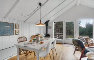 Beautiful Home In Humble With Wifi - 5