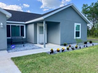 Brand New, Peaceful, and Dogs Stay Free - Marion Oaks - 3