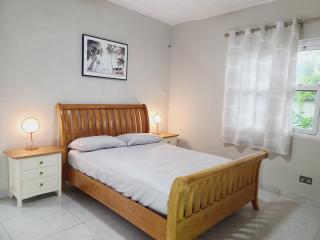 D S Residence Remarkable 3-Bed House in Freetown - Freetown - 1