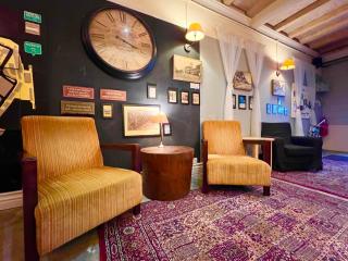 Heritage Hideaway Retreat - George Town - 8