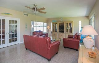 North Beach Beauty - Lovely home across the street from the beach. 1814B - New Smyrna Beach - 7