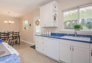 North Beach Beauty - Lovely home across the street from the beach. 1814B - New Smyrna Beach - 4