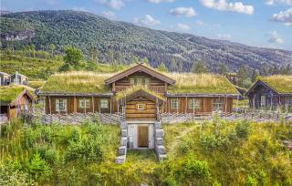 4 Bedroom Stunning Home In Hemsedal - 1
