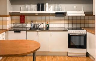 4 Bedroom Awesome Apartment In Finspång - 6