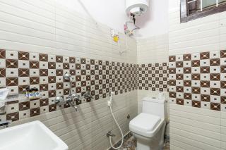 Homlee-1BHK Flat near Vaishali Metro - Ghaziabad - 5