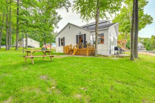 Hale Rustic Retreat on Long Lake Near Boat Launch! - - 8