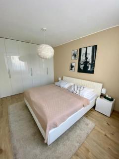 LUCAO Apartment, 1-4 guests, Free Parking & Wifi, 10 min from Downtown - Bratislava - 3
