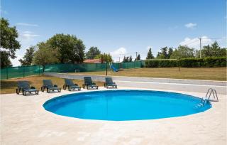 Three-Bedroom Apartment In Barban - 1