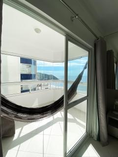 Vista para a roda gigante e mar - Balneário Camboriú - 0