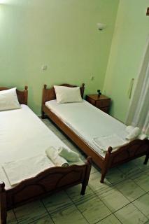 Guesthouse Bizani - Neo Mpizani - 3