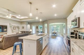 Single-Story Navarre Home about 8 Mi to Navarre Beach - Navarre - 1