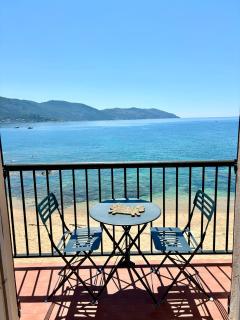 A 20min d AJACCIO, Grand studio 3 personnes - pieds dans l'eau - accès direct plage - vue mer exceptionnelle - Casaglione - 0
