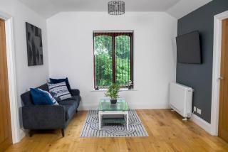 Durham, Contractors, Free Parking - Modern Flat - 0