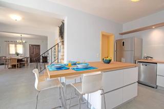 Villa Thalassia by Villa Plus - 1