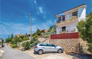 Nice Apartment In Lukovo Sugarje - 3