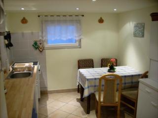 Gemütliche Wohnung In Obernaundorf Mit Gemeinschaftlichem Pool, Grill Und Terrasse - 4