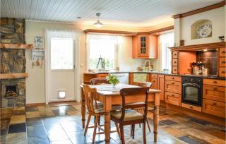 Amazing Home In Matredal With Kitchen - 3