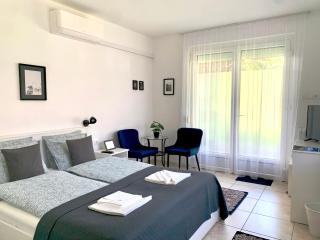 Villa Lillybeth Garden Rooms - Keszthely - 5