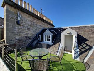 Rose Street 4 bedroom - 7