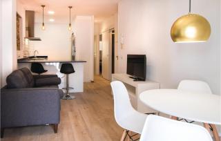 Cozy Apartment In Blanes With Wifi - 5