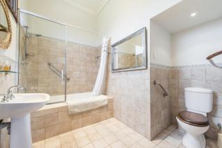 Docs Cottage - Ocean Views - 1