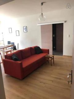 Appartement entièrement rénové et équipé de deux chambres dans le quartier Schuman - Bruxelles - 5