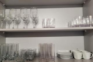 A Modern Escape"Style, Comfort, and Convenience 3 bedroom - 1