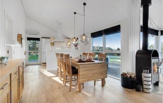 Gorgeous Home In Strandby With Kitchen - 7
