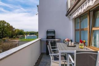 Apartments Lovric - Apt 3 - 7