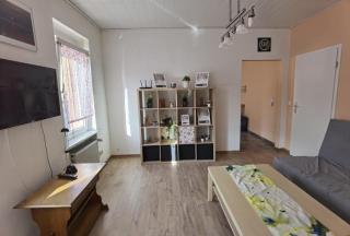 Gemütliche Ferienwohnung in Herrensohr mit Garten, Grill und Terrasse - Neuweiler - 8