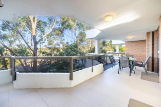 The Commodore 17, 9-11 Donald St - water views, Wi-Fi - Nelson Bay - 2