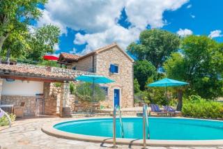 Ferienhaus in Crikvenica mit Grill, Garten und Terrasse - 8